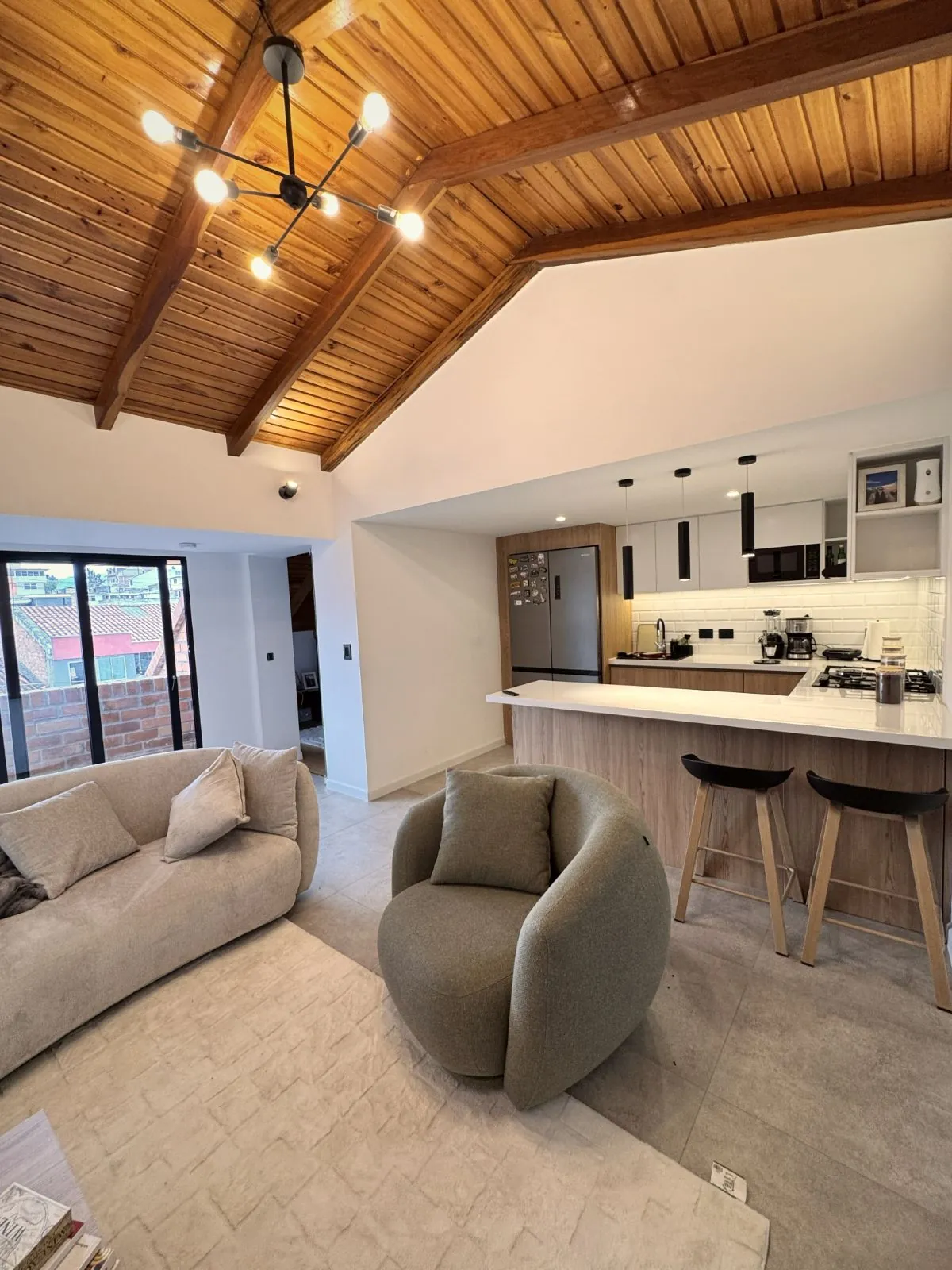 Suite 02 · vivienda